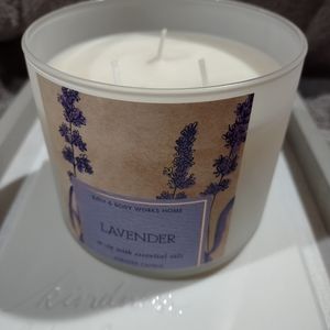 Bath n body candle